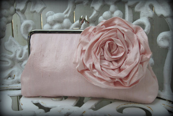 Mariage - Bridal Clutch, Bridesmaid Clutch, Blush Pink Clutch, Evening Purse, Floral Purse, Wedding Clutch {Blooming Rose Kisslock with Grand Rose}