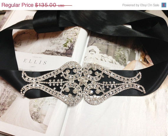 Mariage - Bridal sash, crystal sash, ribbon sash, rhinestone belt, wedding accessory,Black bridal sash, bridal belt, bridesmaid belt