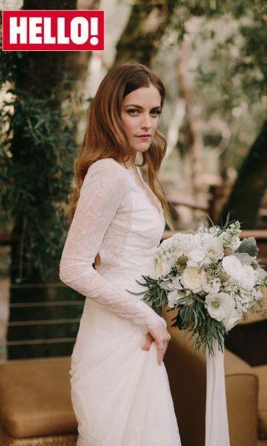Hochzeit - Exclusive: First Look At Riley Keough’s Wedding Dress