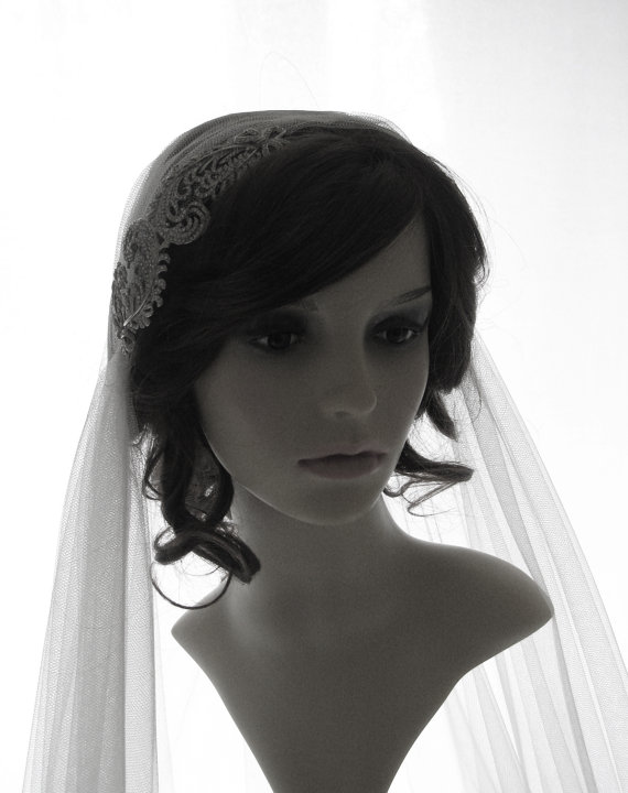Wedding - 1920s style wedding  veil -  couture bridal cap veil - crystal feather cap veil  - Daisy