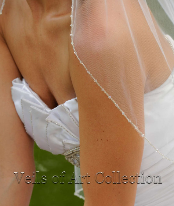 زفاف - Designer One Tier Beaded Bridal Veil Fingertip Style VE313