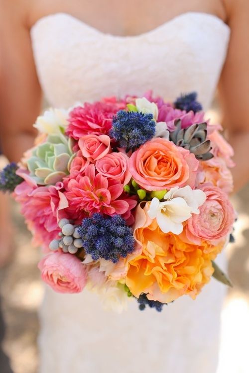 Mariage - Bouquet Flowers In Gorgeous Colors