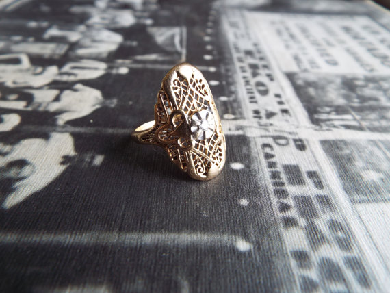 Свадьба - Vintage Gold Ring.Gold Filigree Ring.Filigree Ring.Long Gold Ring.Diamond Ring.Art Deco Ring.Size 4 1/2 Ring.Engagement Ring.Wedding Ring
