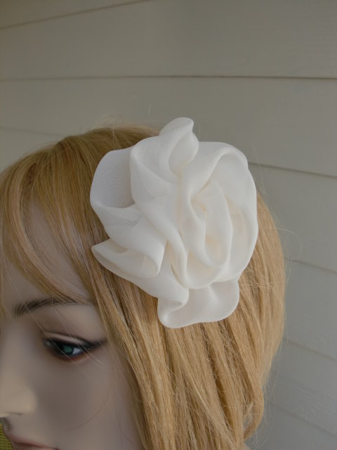 زفاف - Bridal Fascinator Head Piece Wedding Veil Alternative Ivory or White Chiffon Flower