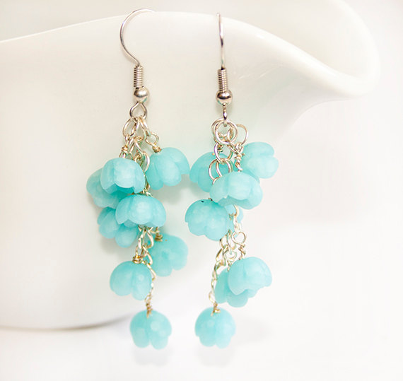 زفاف - Tiffany blue cluster earrings - Bridal blue - wedding earrings - Forget-me-not cluster - Israel jewelry - polymer clay flowers