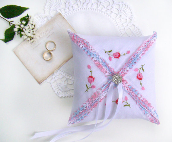 Свадьба - Ring Bearer, Pink Wedding Pillow, White, Ring Pillow, One of a Kind, Pink Rosebuds, Vintage Styled, Rustic Chic