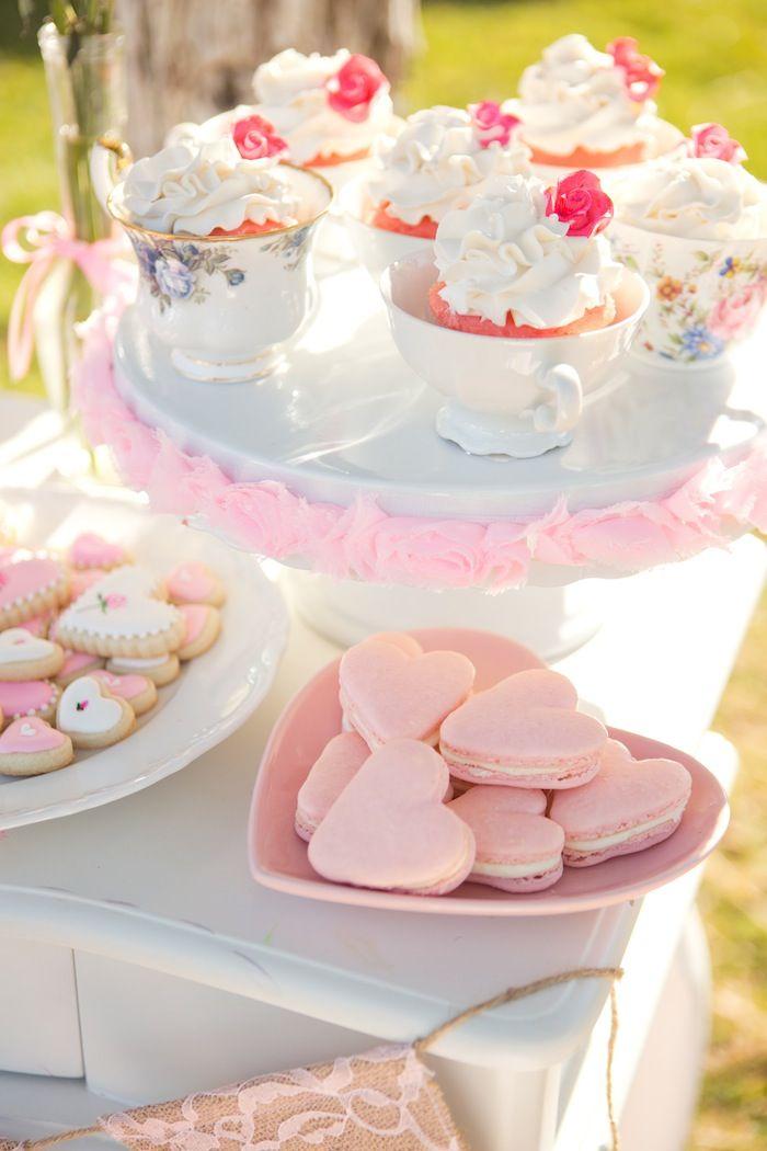 زفاف - Valentine's Tea Party {Ideas, Supplies, Decor}