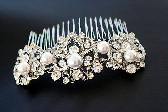 Hochzeit - Bridal Comb, wedding hair accessories, Pearl , Crystal, Rhinestone Bridal Comb