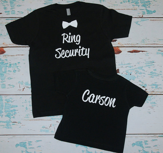 Mariage - Ring Security Tee T-Shirt with name. Ring Bearer T-shirt. Boys Wedding T-Shirt. Wedding Party. Personalized. Customized. Bridal Party.