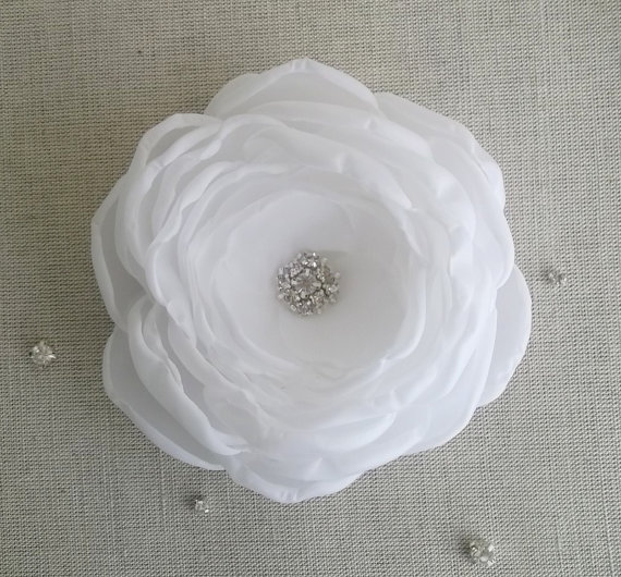 Wedding - White big flower, Bridal hair head piece, Veil fascinator Bridal hair clip in handmade, bridal dress sash brooch Flower girls Gift, Crystals