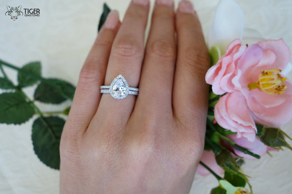 Hochzeit - 1.5 Carat Pear Cut Halo Engagement Ring & Wedding Band, Flawless Man Made Diamond Simulants, Wedding, Sterling Silver, Bridal, Promise Ring