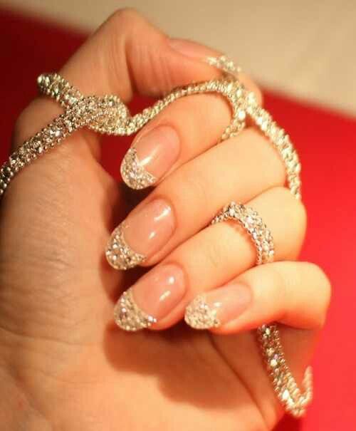 Mariage - I Believe In Manicures!