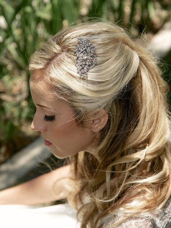 Hochzeit - Rhinestone Bridal Haircomb, Vintage Style Hair Brooch, Art Deco Comb, Wedding Hair Accessories - Ready to Ship - Rhinestone Floral Comb