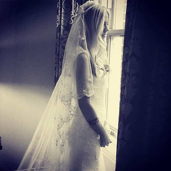 Hochzeit - KATE MOSS inspired, Vintage lace Bridal Cap Veil,  Bridal Cap Veil "Skylar"   by LasVegasVeils