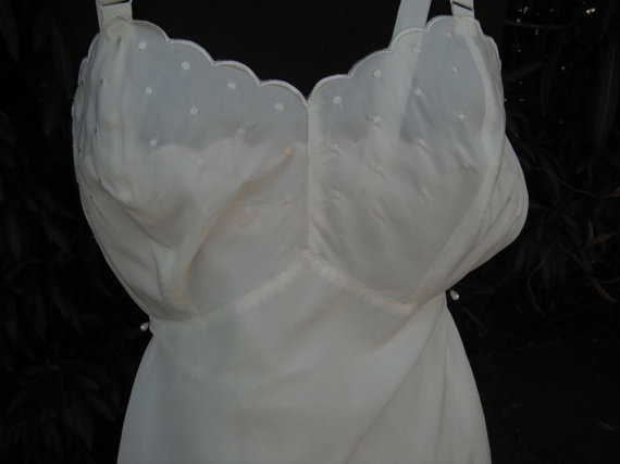 Wedding - Vintage 1950s/60s White Barbizon Slip / Little Miss 9, CANDIE, Side Metal zipper