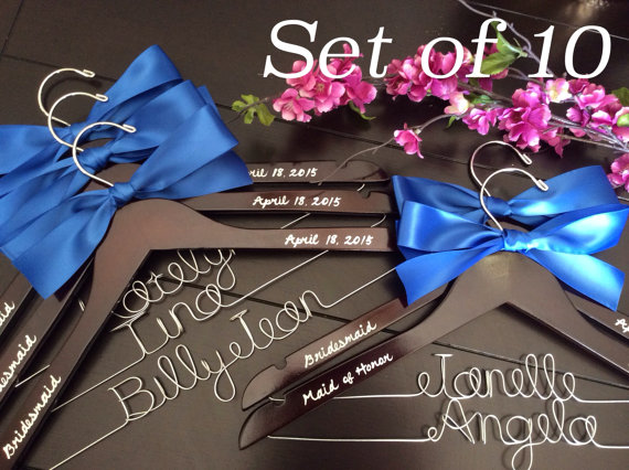 Mariage - Set of 10--Personalized Hanger,  Custom Bridal Hangers,Bridesmaids gift, Wedding hangers with names,Custom made hangers