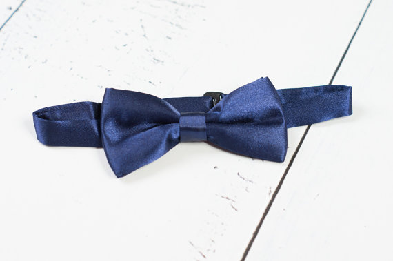 Mariage - Navy Blue Boys Bow Tie-Newborn Photo Prop Boys-Pink Ring Bearer Bow Tie-Little Boy Bowtie-Cake Smash-Photography Prop-Infant Bow Tie