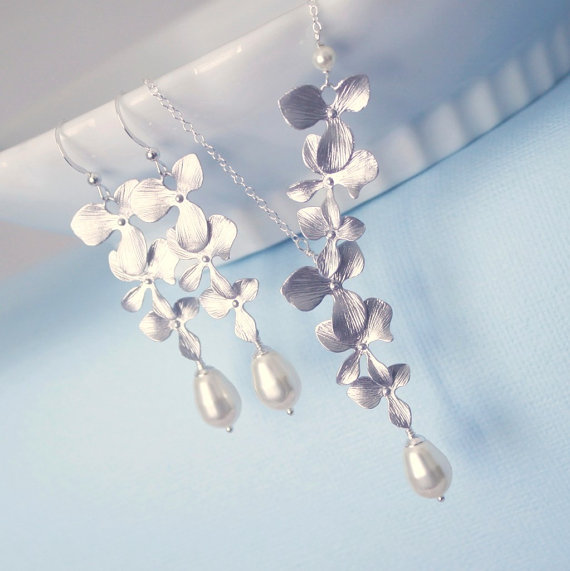 زفاف - Orchid and Swarovski White Pearl Necklace and Earring Set, Swarovski White Pearl Bridal Jewelry, Bridesmaid Gift