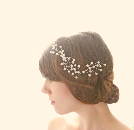 Hochzeit - Beaded pearl comb, Bridal Pearl hair comb, White pearl headpiece, Pearl spray hair accessory, Silver white pearl headpiece, Beach wedding