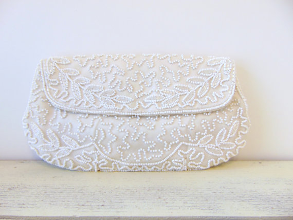 Свадьба - Vintage Beaded Clutch, Beaded Vintage Purse, Ivory Bridal Clutch, Wedding, Bridal Accessory, WALBORG Vintage Clutch