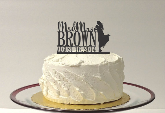 زفاف - Wedding Cake Topper Monogram Silhouette Mr and Mrs Topper Custom Personalized with YOUR Last Name + Date