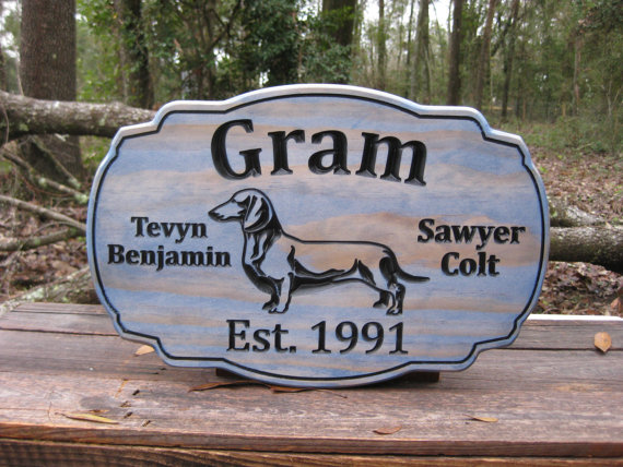 Mariage - Personalized Family Dog Name Grandparents Sign Dachshund Grandchildren Names Gift Weenie Dog Family Decor Custom Dog Breed Family Plaque