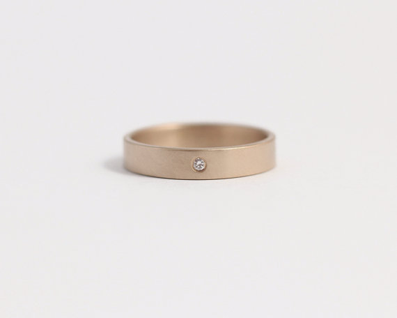 زفاف - Engagement Ring or Wedding Band in Ethical Matte Gold with Argyle diamond