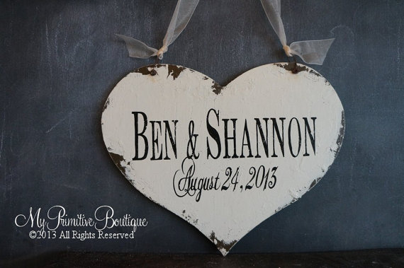 زفاف - PERSONALIZED NAME HEART Sign, Vintage Wedding Sign, Heart Shaped Wedding Sign, Ring Bearer Sign