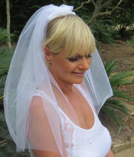 زفاف - Bride To Be Veil - Bachelorette Party Veil - First Communion - Party Veils - Bridal Veils - Wedding Accessories - Bridal Accessories