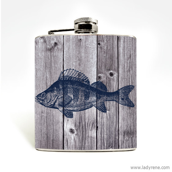 Hochzeit - Bass Fish Flask hip flask Stainless Steel 6oz Liquor Personalized Outdoorsmen Groomsmen Gone Fishing Boat Fathers Day
