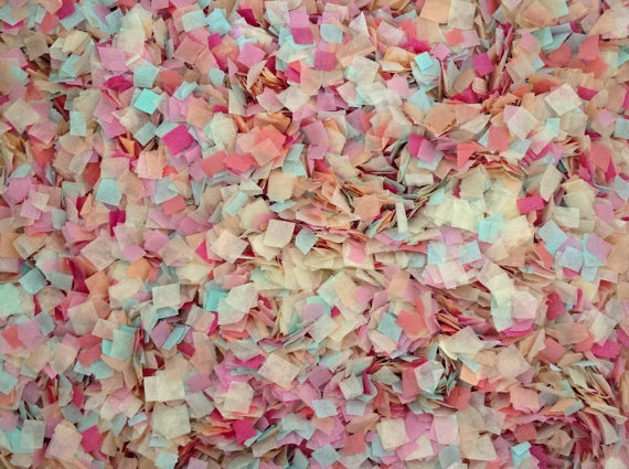 Hochzeit - Flower Girl Basket Confetti / Wedding Aisle Decoration / Biodegradable / Tissue Paper