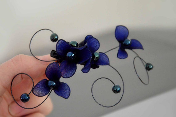 Mariage - Bridal hair comb Floral headpiece in navy Bridesmaid headpiece Hair comb Wedding hair accessories Bridesmaid hair accessories
