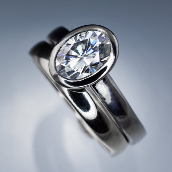 زفاف - Bridal Ring Set Oval Moissanite Bezel Ring, Solitaire Engagement Ring and Wedding Band in Silver/Palladium, Palladium, Platinum, White Gold