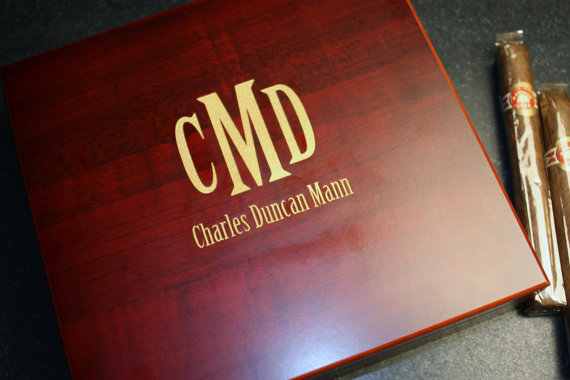 Hochzeit - Large Personalized Cigar Humidor Custom Engraved with Monogram & Name Groom Groomsmen Groomsman Boyfriend Corporate Retirement Father Gift