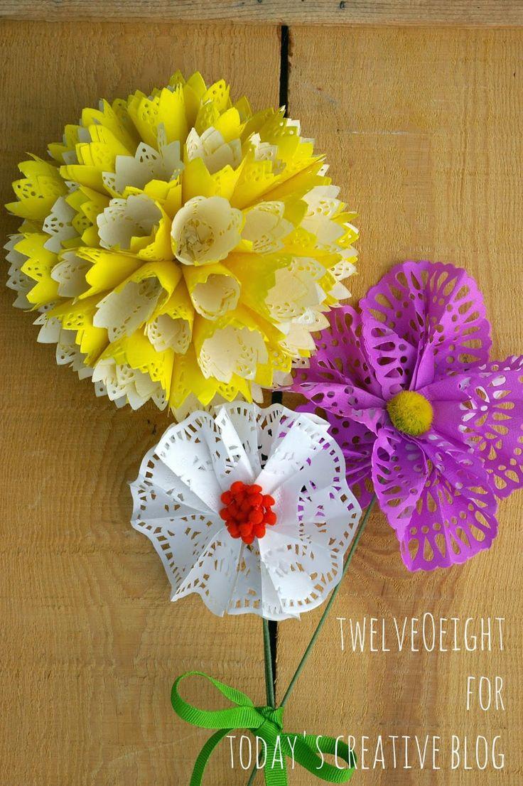 Hochzeit - DIY Paper Doily Flowers