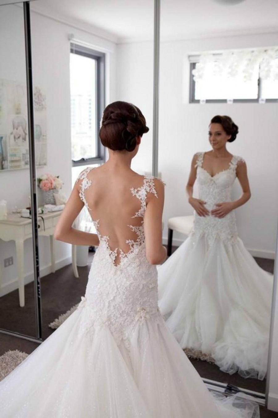 Hochzeit - 2015 Spaghetti Mermaid Wedding Dresses Custom Made Applique Straps Sequins Sweep Train Lace Tulle Amazing Designer Bridal Gowns Backless Online with $122.56/Piece on Hjklp88's Store 