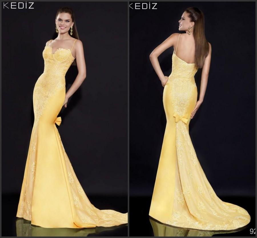 Mariage - 2015 Spaghetti Mermaid Evening Dresses Vestidos De Fiesta Lace Satin Yellow Tarik Ediz Custom Long Prom Dress Party Formal Gowns Online with $128.17/Piece on Hjklp88's Store 