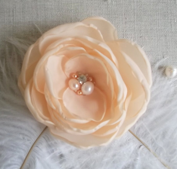 زفاف - Peach, Pastel Orange fabric flowers in handmade Bridal Bridesmaids hair shoe clip dress sash accessory Flower girls Birthday gift Weddings