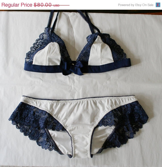 Mariage - SALE organic lingerie set with bikini panties and soft bra