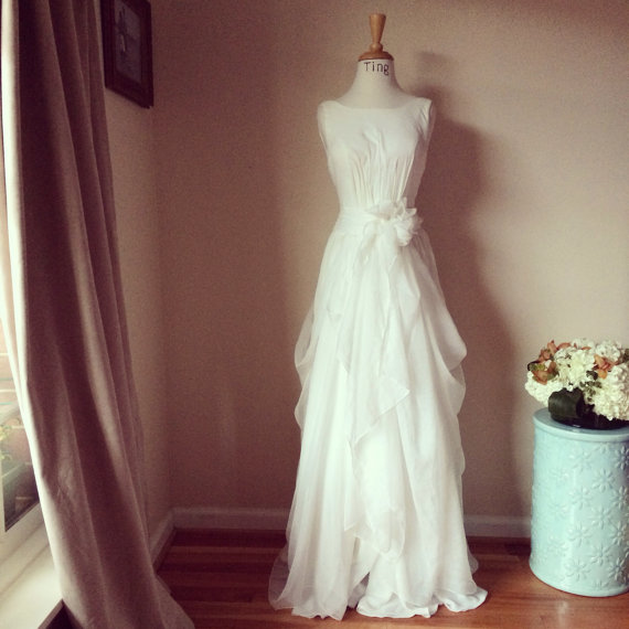 Mariage - Beth-Perfect Boat neck wedding Dress-Custom wedding gown-natural waist A-line floor length