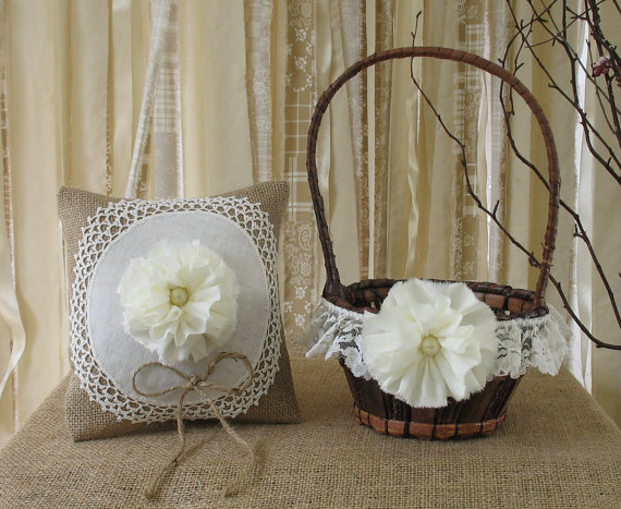 زفاف - SALE  Flower Girl Basket Ring Bearer Pillow Set Shabby Chic Wedding Rustic Wedding