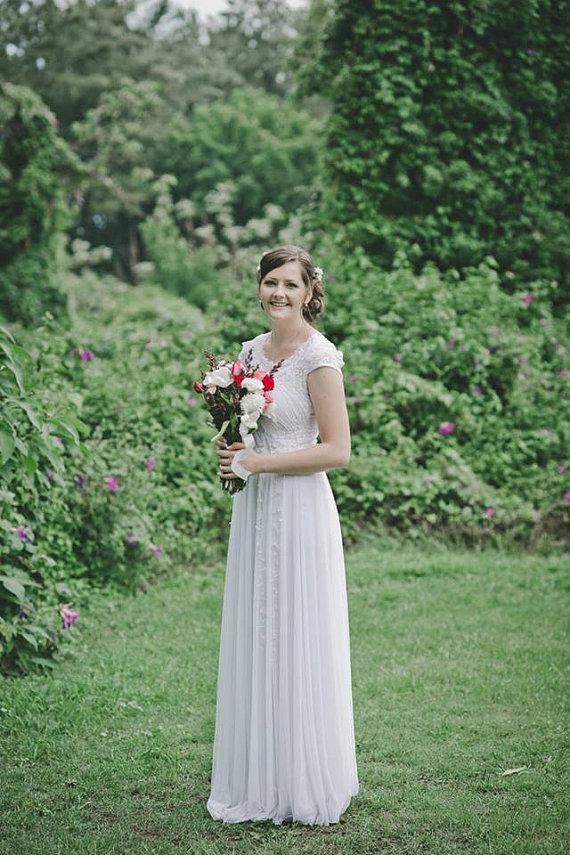 Mariage - Wedding Dress,Wedding Gown, Lace Scoop neck Wedding ,Bridal Dress: NANCY Floral Lace Tulle Long Dress Custom Size