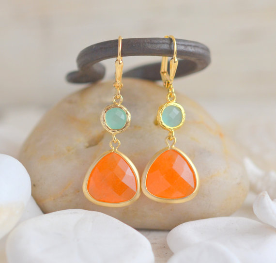 Wedding - Orange and Aqua Dangle Earrings.  Orange Teardrop Mint Aqua Drop Earrings. Bridemaid Earrings. Bridesmaid Jewelry. Jewel Earrings.