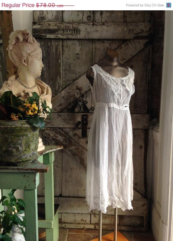 زفاف - Moving sale Victorian cotton nightgown turn of the century lingerie 1900s white lace slip antique