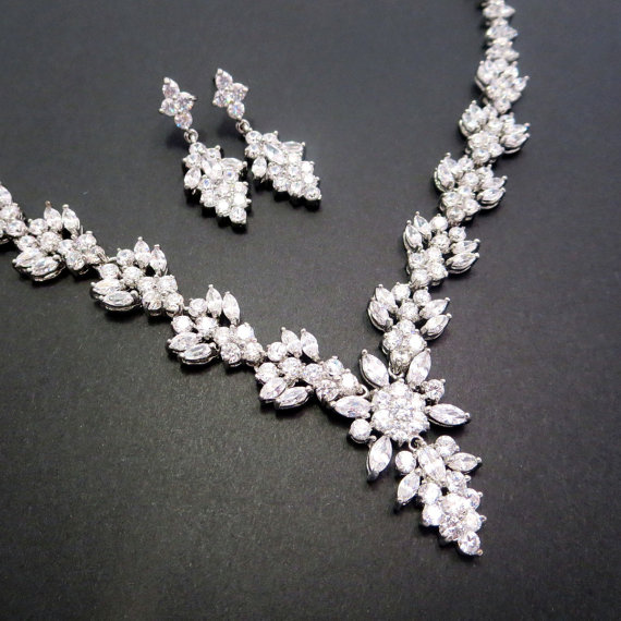 Hochzeit - Bridal necklace and earrings, Wedding jewelry set, Bridal jewelry set, Bridal crystal necklace and earrings