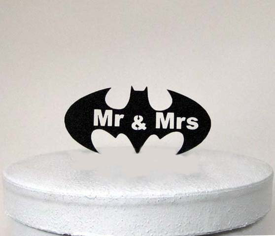 زفاف - Wedding Cake Topper - Batman Symbol and Mr & Mrs