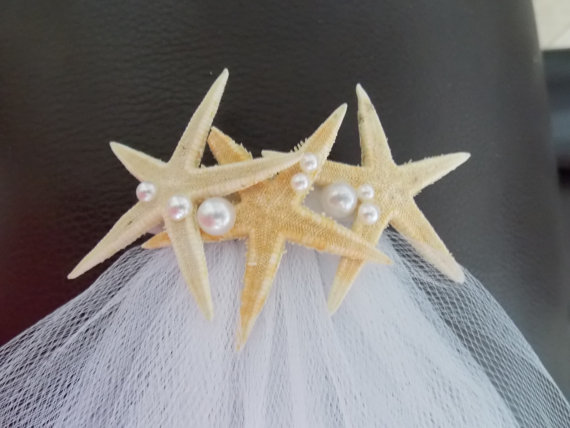 Mariage - Starfish veil clip bachellorette and beach wedding  for new  Bride to be , Bride Gift, Bridal Shower and  Bachelorette Gift