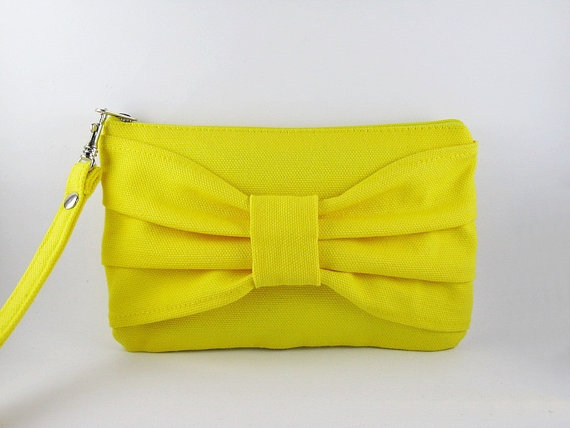 Mariage - SUPER SALE - Yellow Bow Clutch - Bridal Clutch, Bridesmaid Gift, Bridesmaid Wristlet, Wedding Gift,Cosmetic Bag,Zipper Pouch - Made To Order