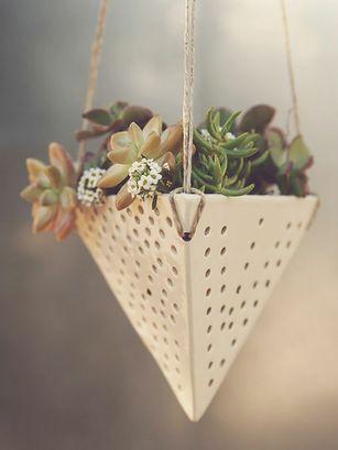 زفاف - Swiss Ceramic Hanging Planter