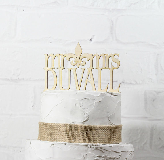 Hochzeit - Rustic Wedding Cake Topper or Sign Mr and Mrs Topper Custom Personalized with YOUR Last Name Paintable Stainable Wood